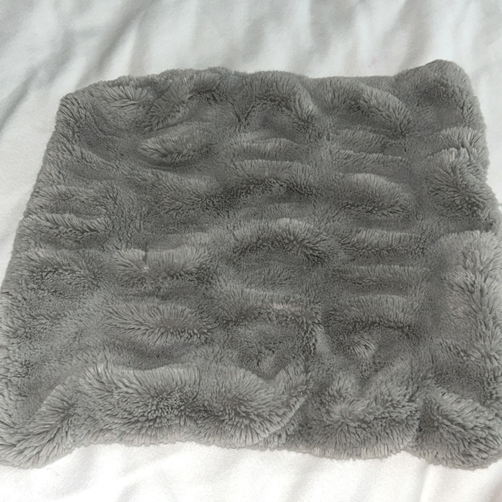 Pottery barn faux fur pillow sham
